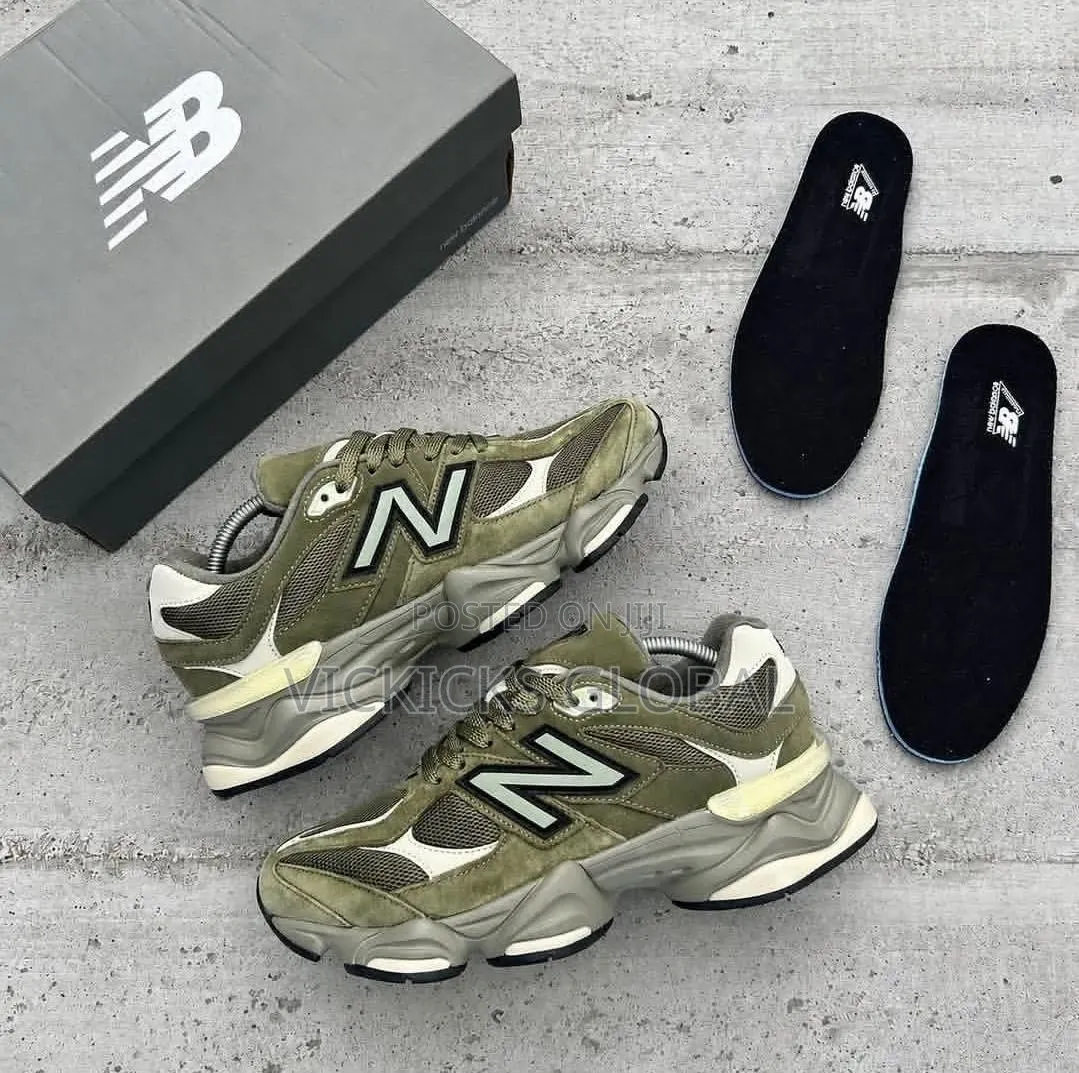 Original New Balance Sneakers