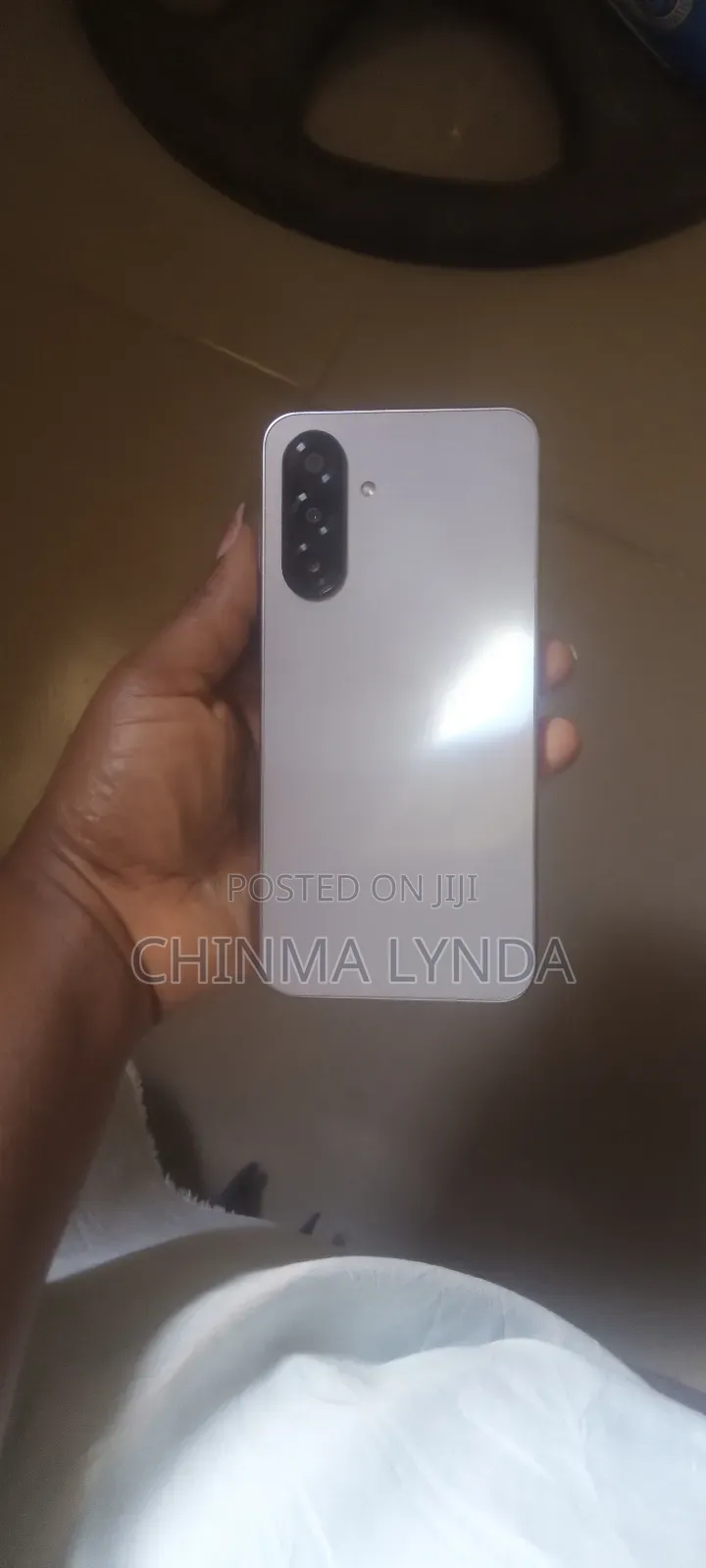 Samsung Galaxy A17 128 GB Gray