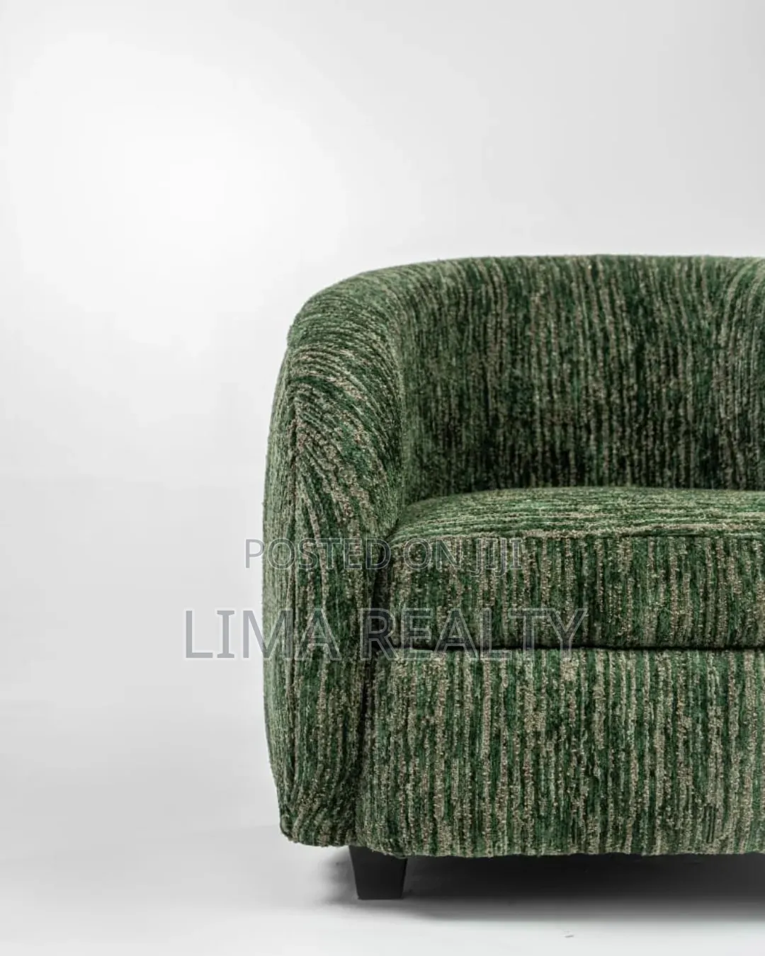 Lynn Arm Chair