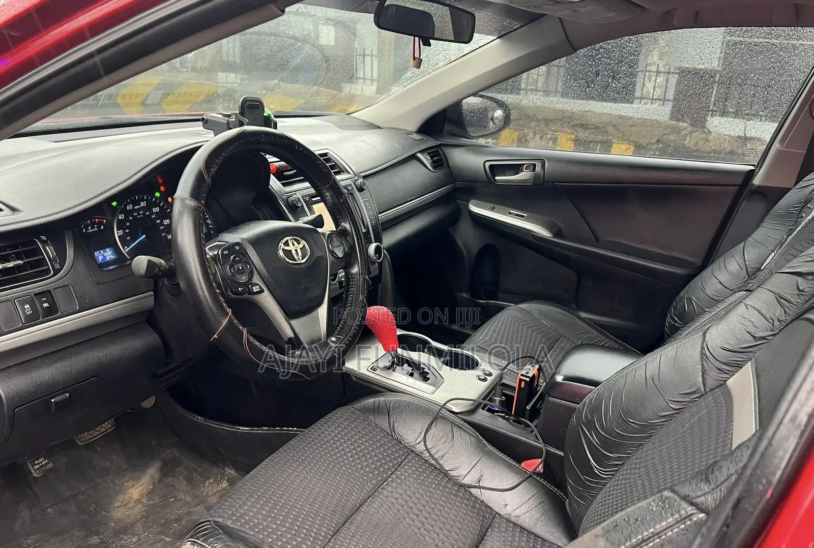 Mercedes-Benz C300 2010 Red