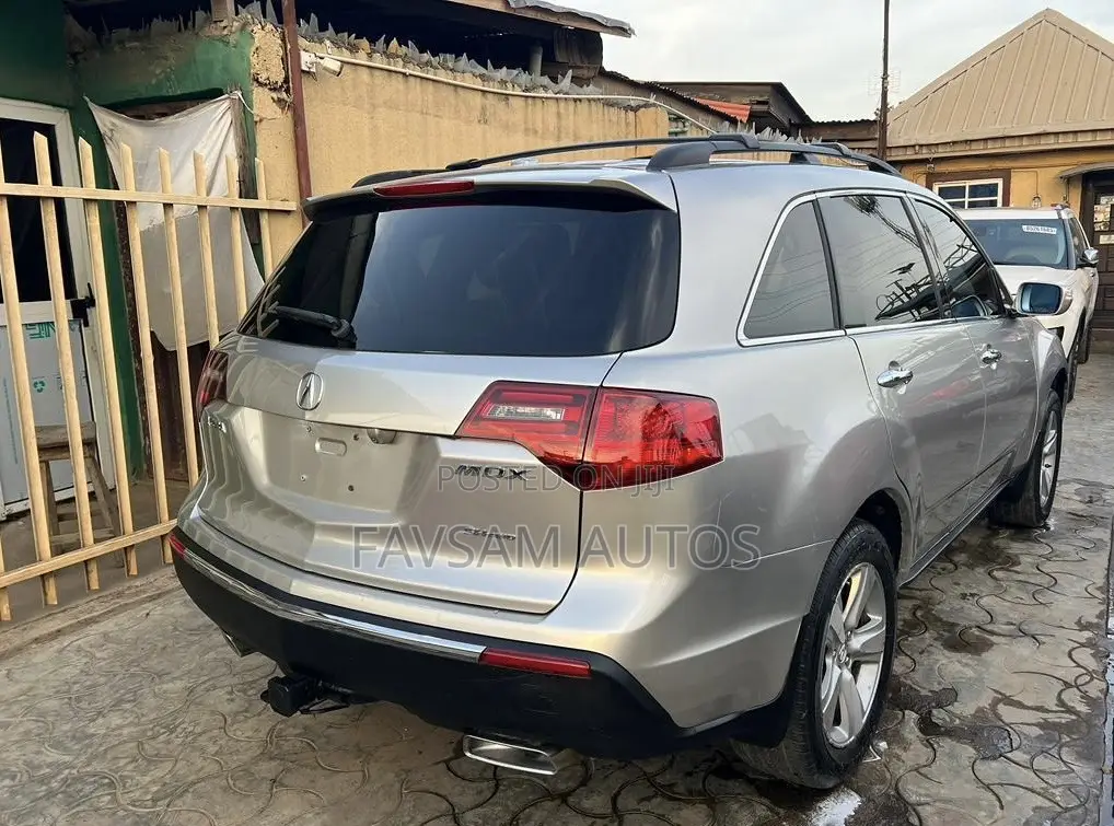 Acura MDX 2010 Silver