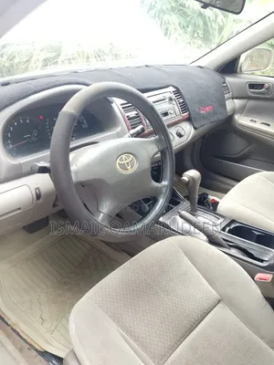 Toyota Camry 2014 Silver