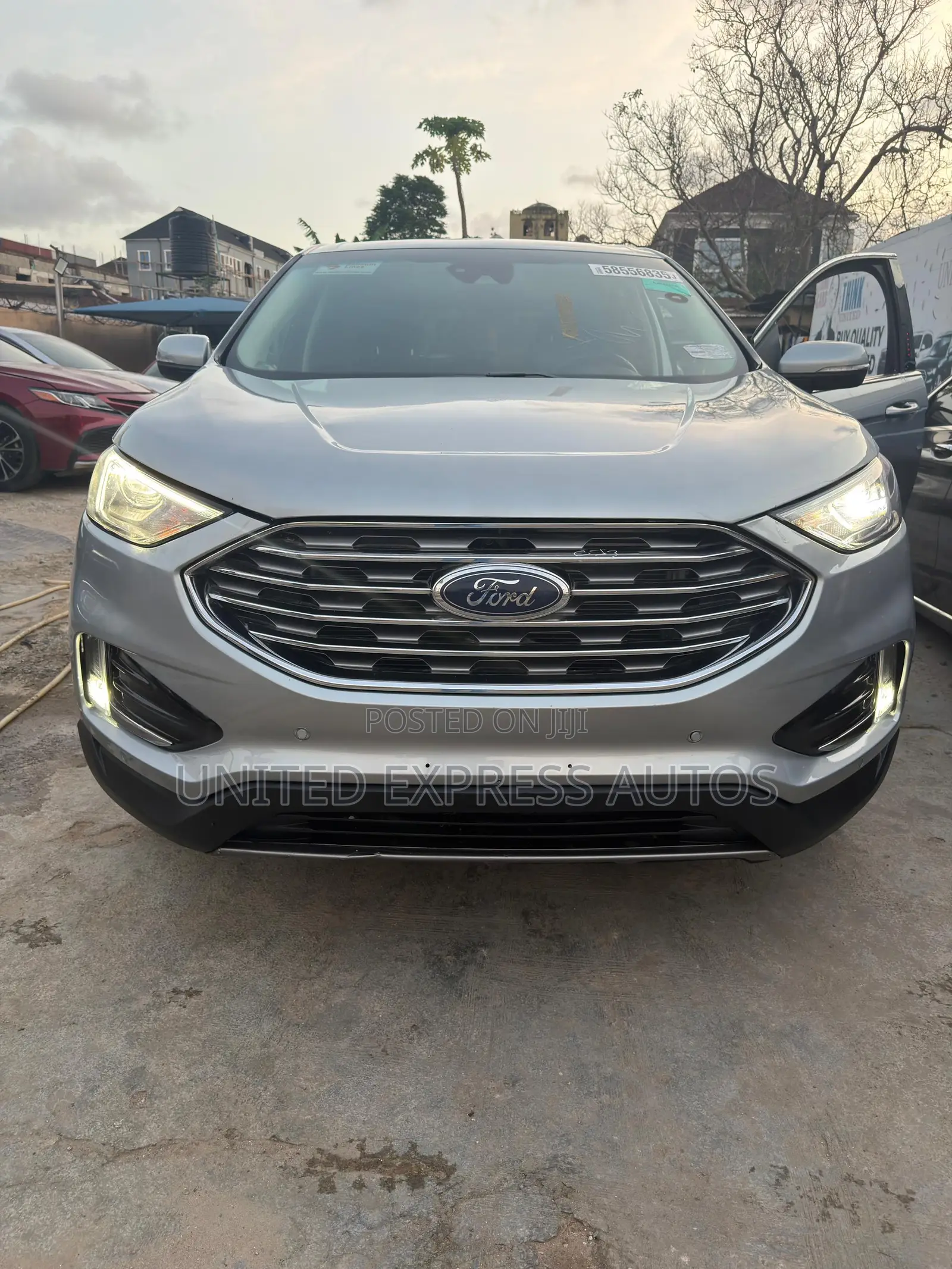 Ford Edge Titanium 2022 Silver