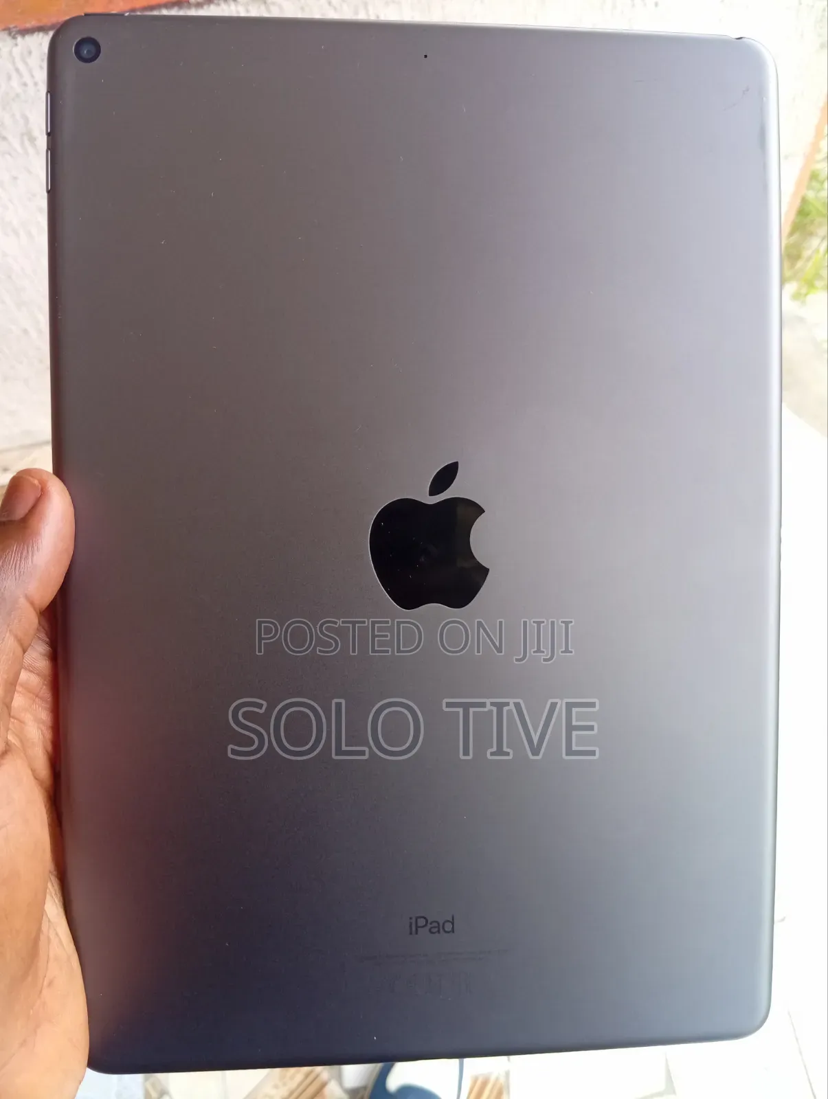 Apple iPad Air 64 GB Gray