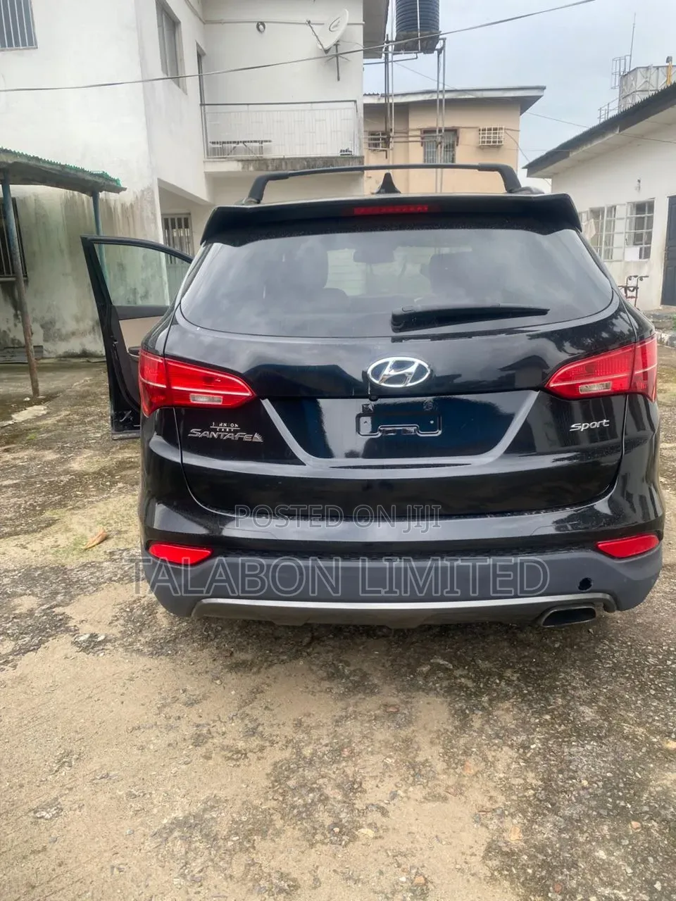 Hyundai Santa Fe SE AWD 2016 Black