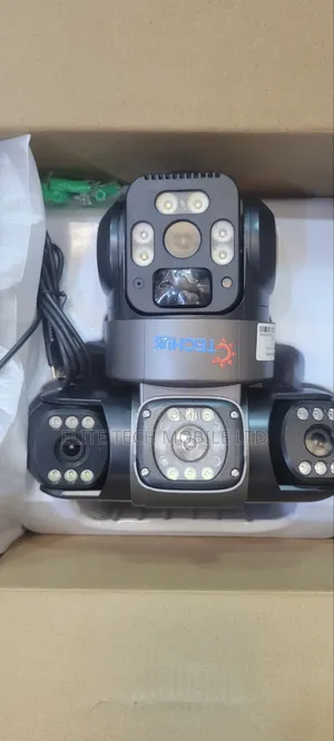 Triple Lens Intellget Solar PTZ T30 4g Lte CCTV