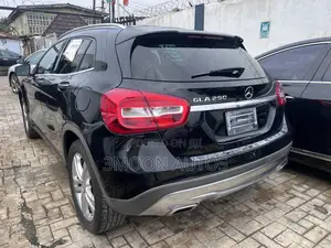 Mercedes-Benz GLA 250 2016 Black