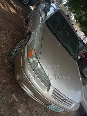 Toyota Camry 2000