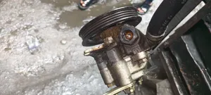 Toyota Sienna, Hylander and 2.4 V6 3mz Engine Is Available