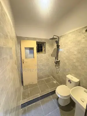 1bdrm Apartment in Ikota for rent