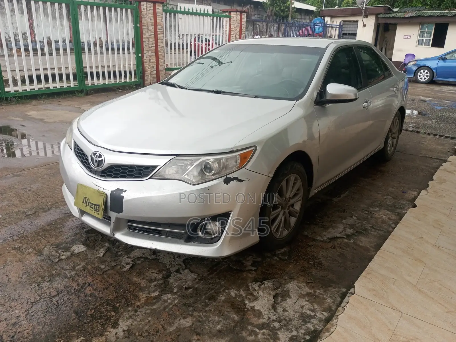 Toyota Camry 2012 Silver
