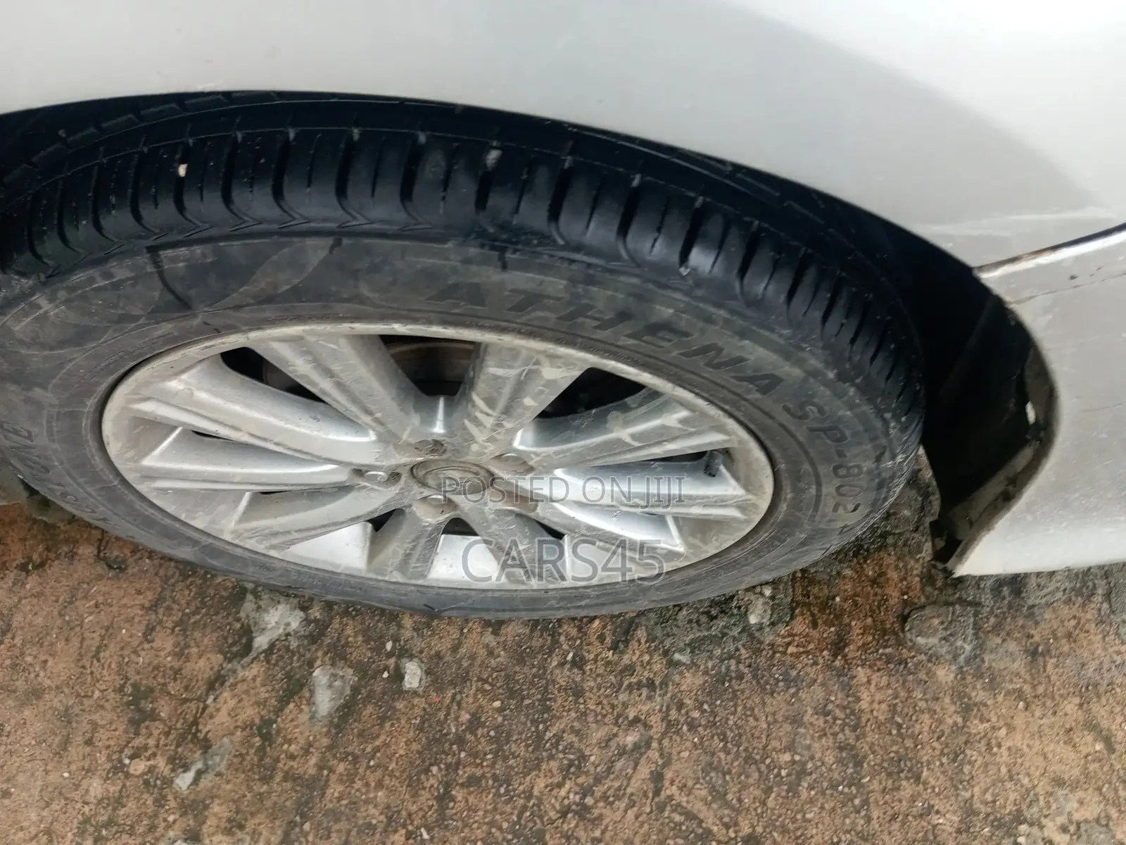 Toyota Camry 2012 Silver