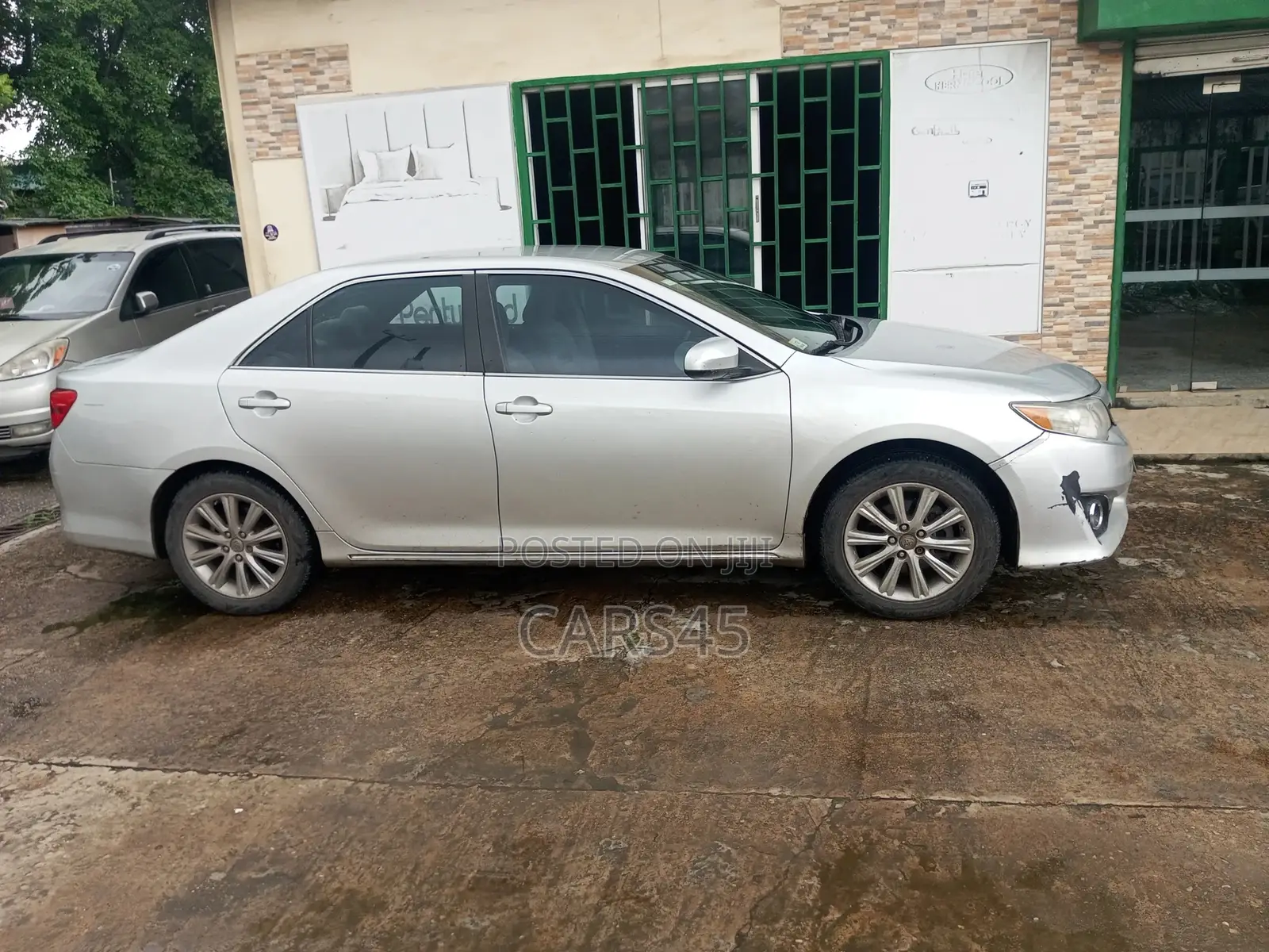 Toyota Camry 2012 Silver