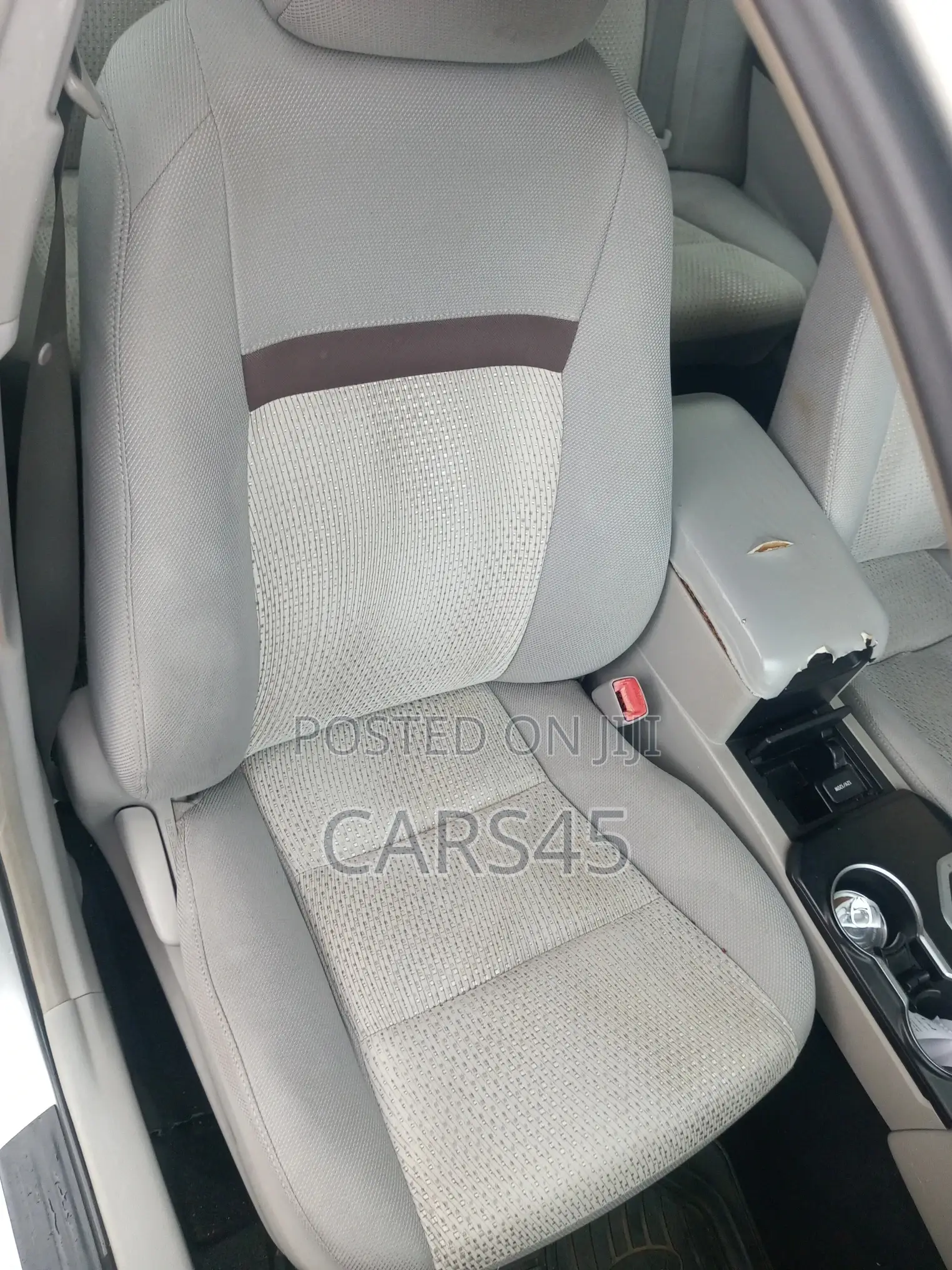 Toyota Camry 2012 Silver