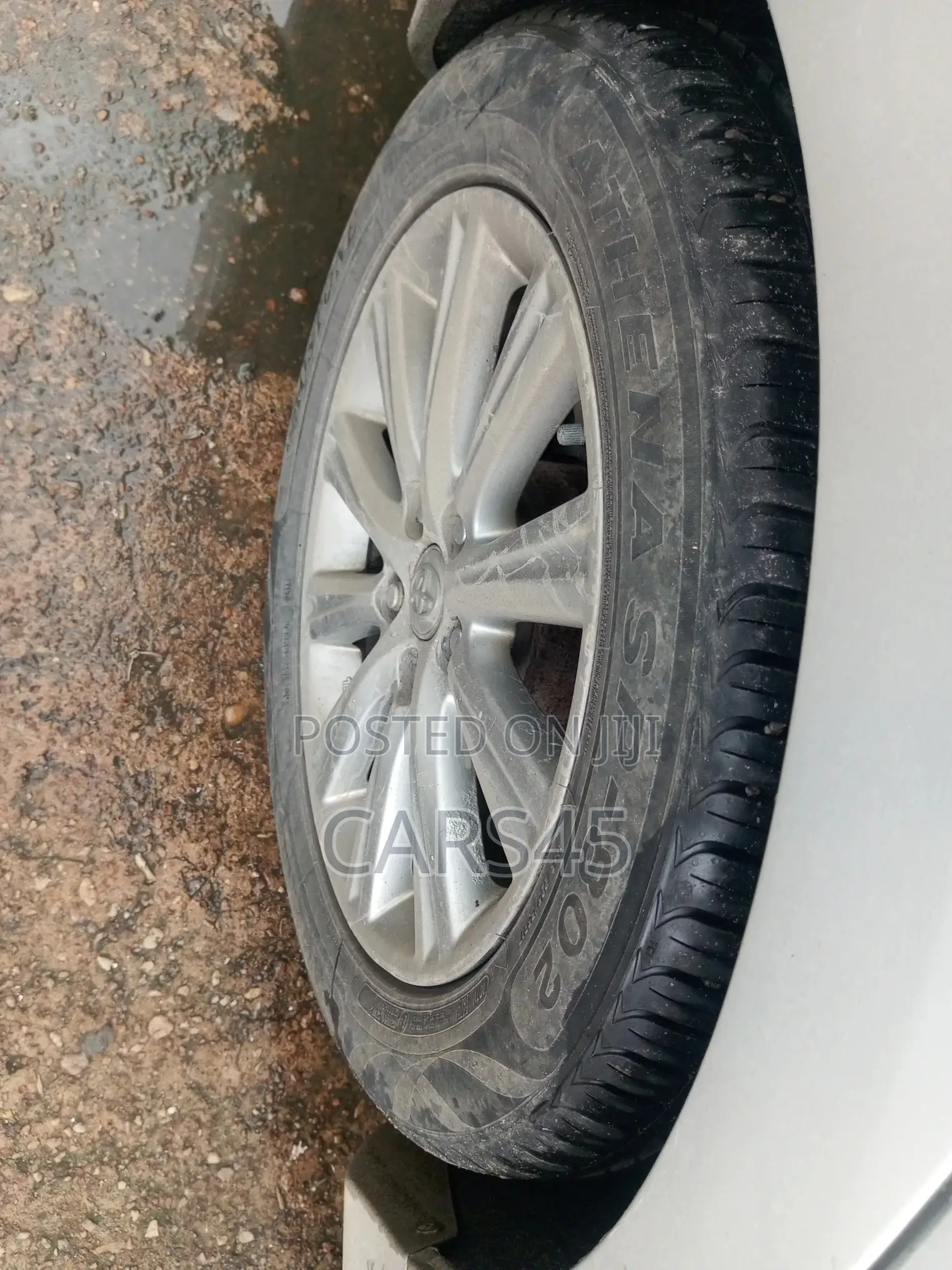 Toyota Camry 2012 Silver