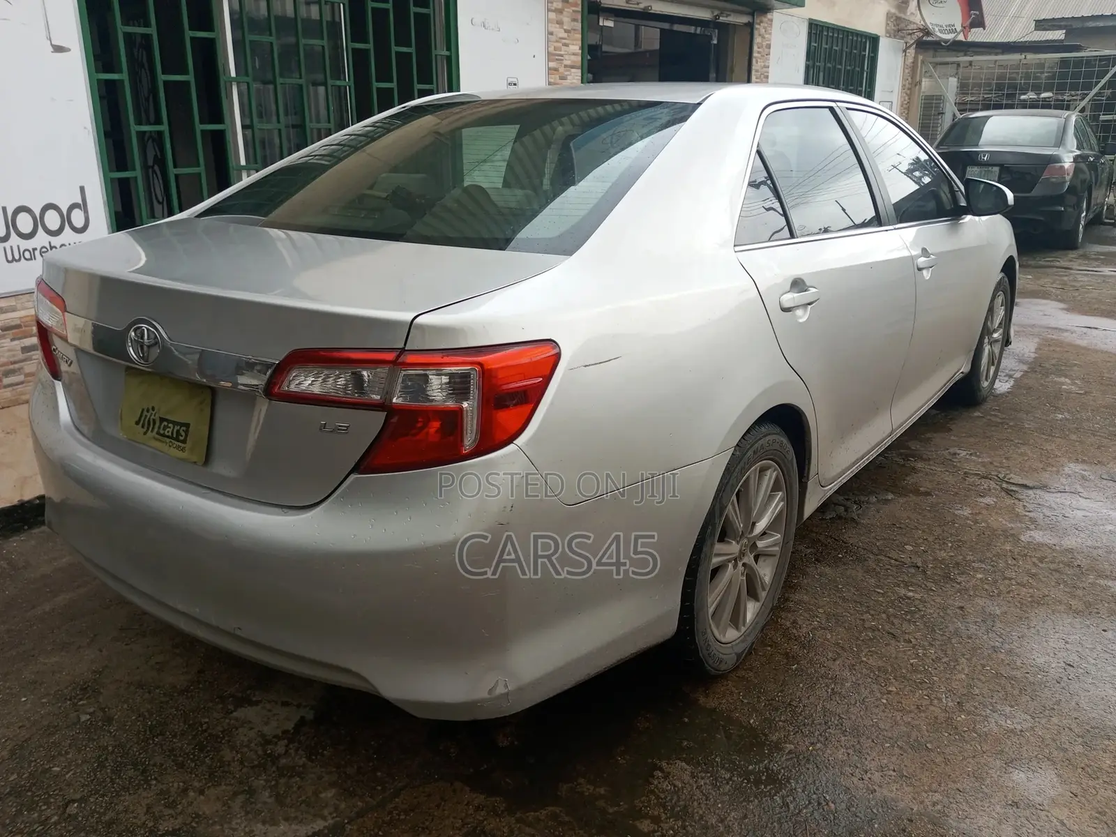 Toyota Camry 2012 Silver