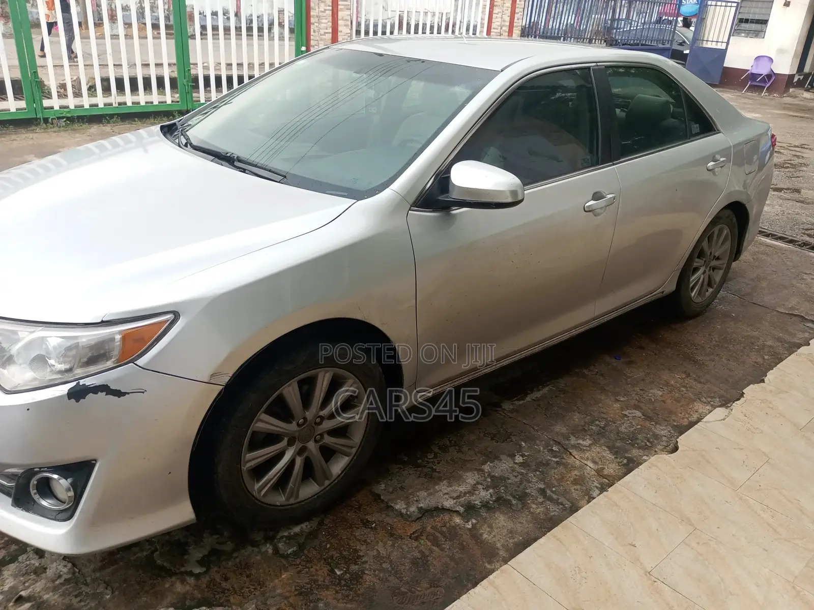 Toyota Camry 2012 Silver