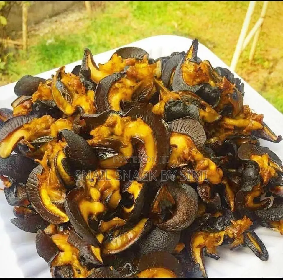 Snail Snack by Simi