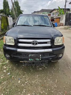 Toyota Tundra 2005 Black