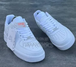 White Nike Sneakers Available in All Sizes for Mostly All Occasions