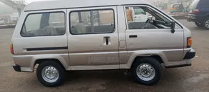 Toyota HiAce 1989