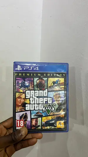 Direct Uk Ps4 Slim With Uk Pro Pad and Games