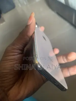 Apple iPhone XS Max 64 GB Gold