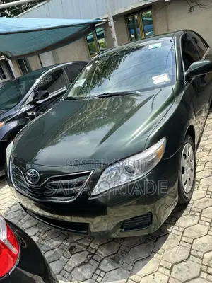 Toyota Camry 2011 Green