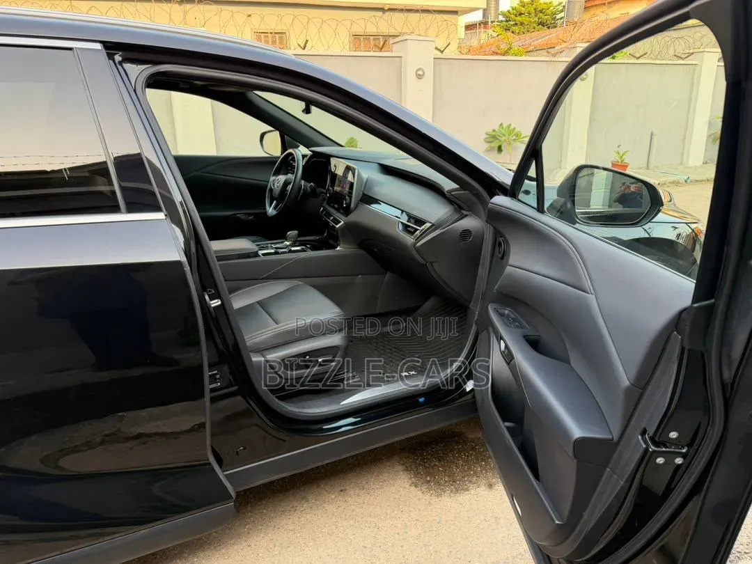 Lexus RX 2023 Black