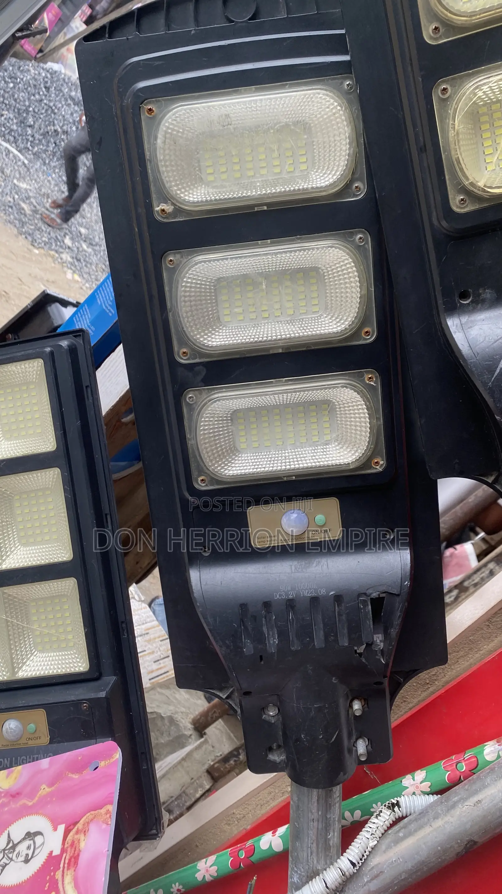 3-eyes Solar Street Light