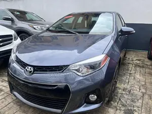 Toyota Corolla S 4dr Sedan (1.8L 4cyl CVT) 2014 Gray
