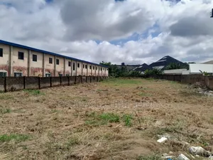 Land for Sale,Directly Beside the Luxury Hotel.The Palms Classic Hotel