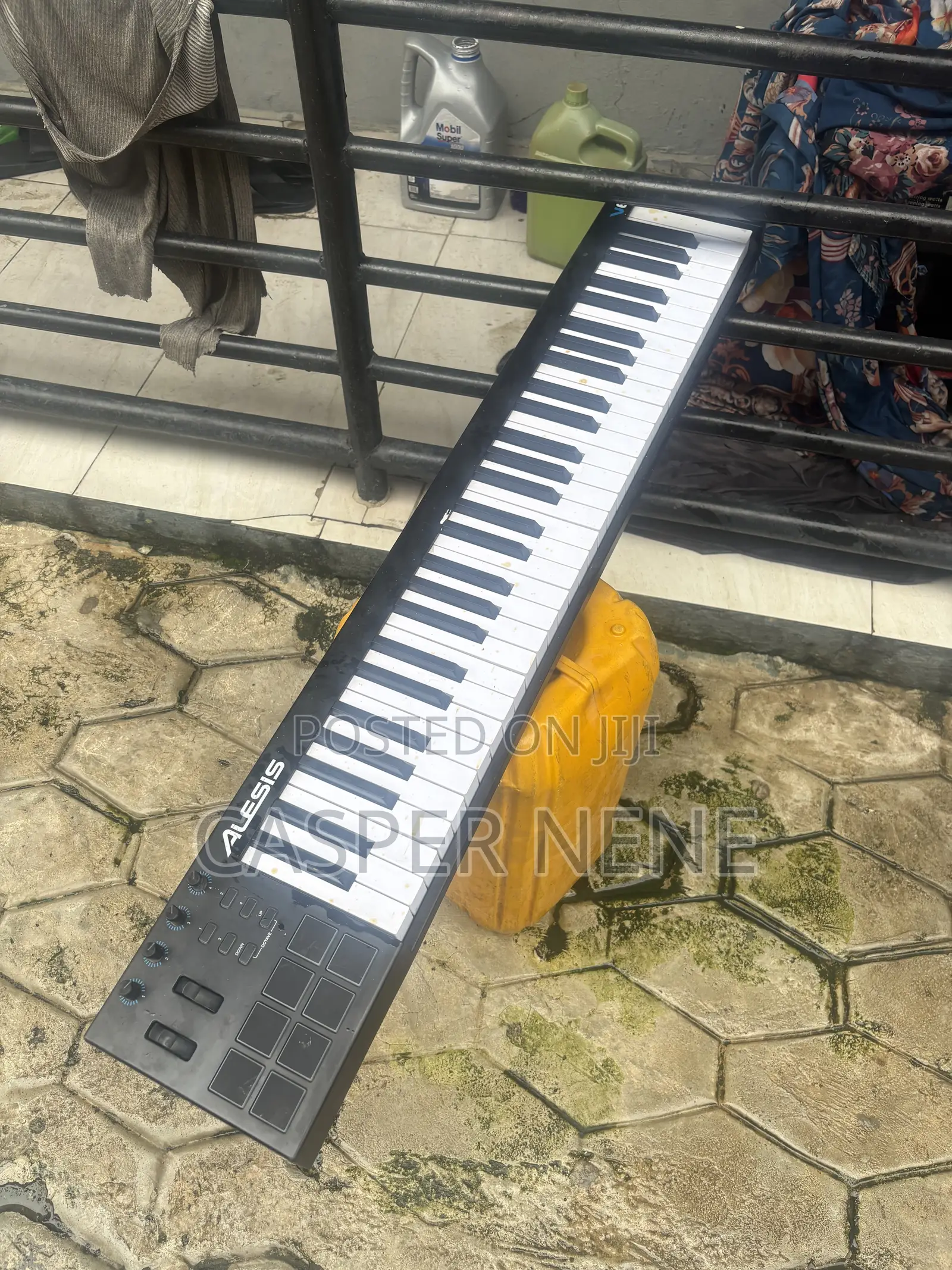 Alesis V61 Studio Midi Keyboard