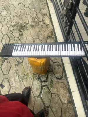 Alesis V61 Studio Midi Keyboard
