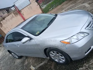 Toyota Camry 2009 Silver