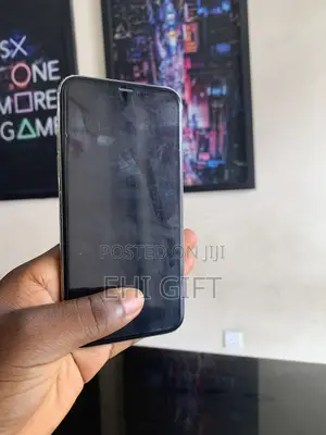 Apple iPhone X 64 GB White