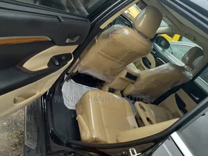 Toyota Highlander Limited Platinum 4x4 V6 (3.5L 6cyl 8A) 2018 Black