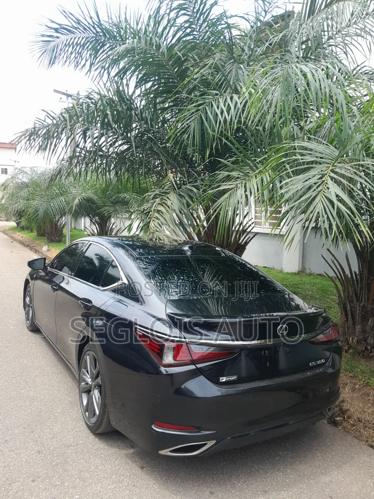 Lexus ES 2021 Black