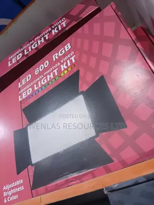 Led 600 Rgb Light