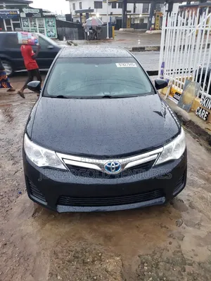 Toyota Camry LE 4dr Sedan (2.5L 4cyl 6A) 2014 Black