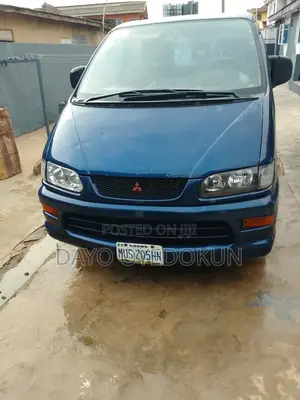 Mitsubishi L400 2007 Blue