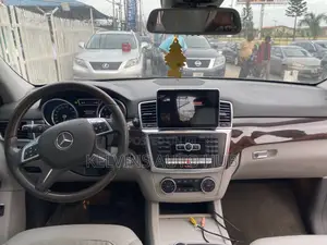 Mercedes-Benz M Class ML350 4MATIC 4dr SUV AWD (3.5L 6cyl 7A) 2015