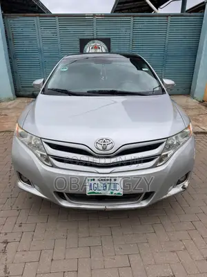 Toyota Venza LE AWD 2013 Silver