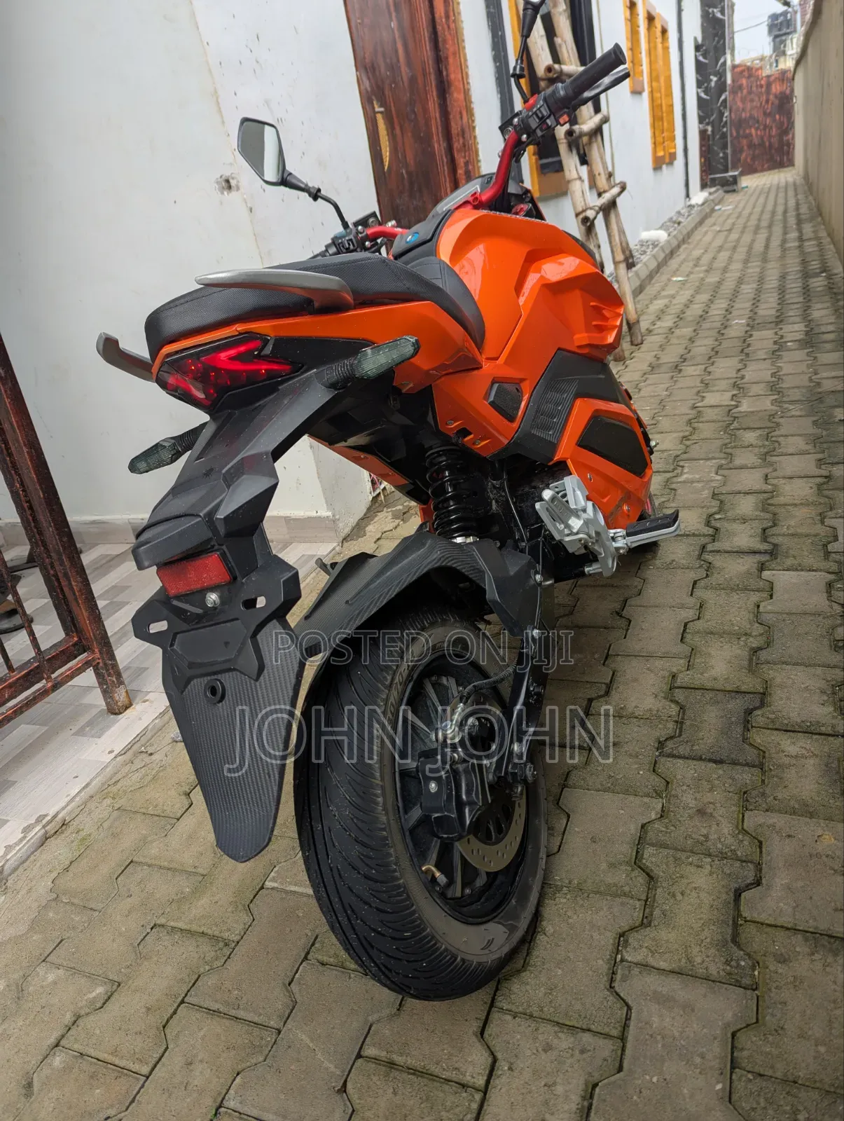 Motorcycle 2025 Orange
