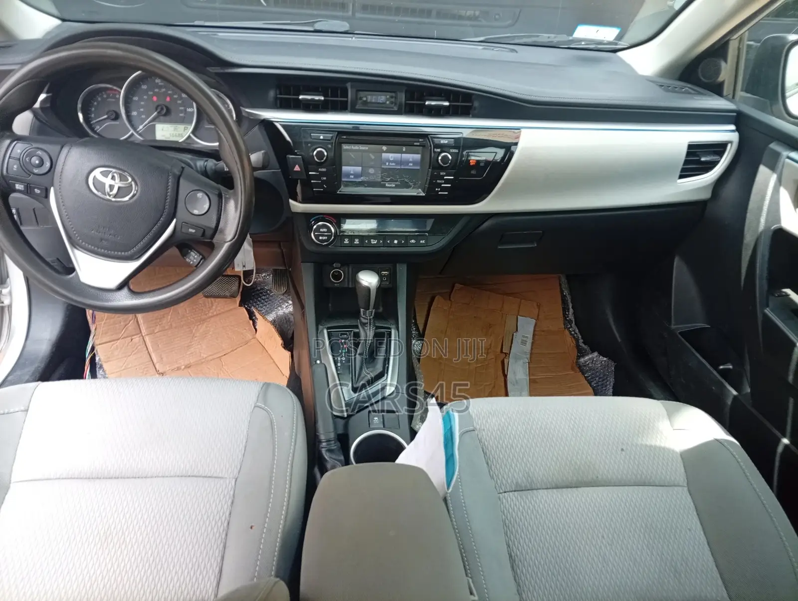 Toyota Corolla 2015 Silver