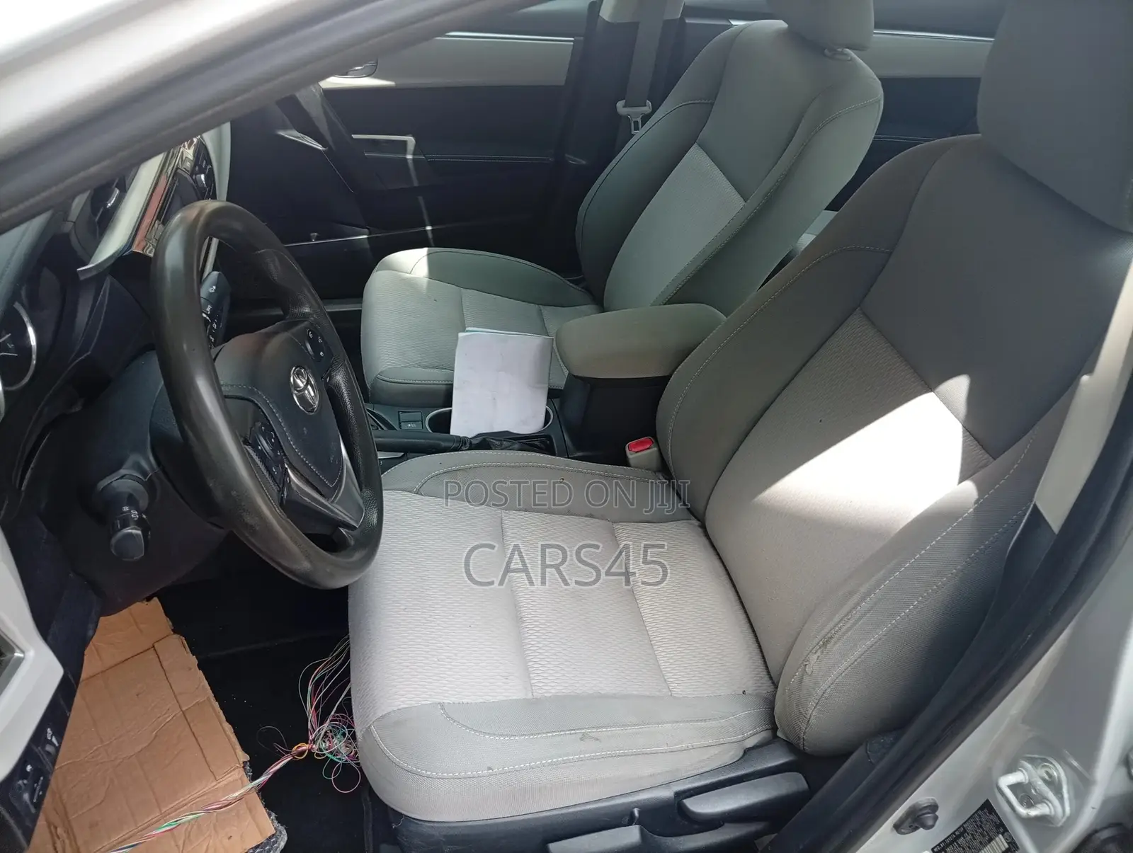 Toyota Corolla 2015 Silver
