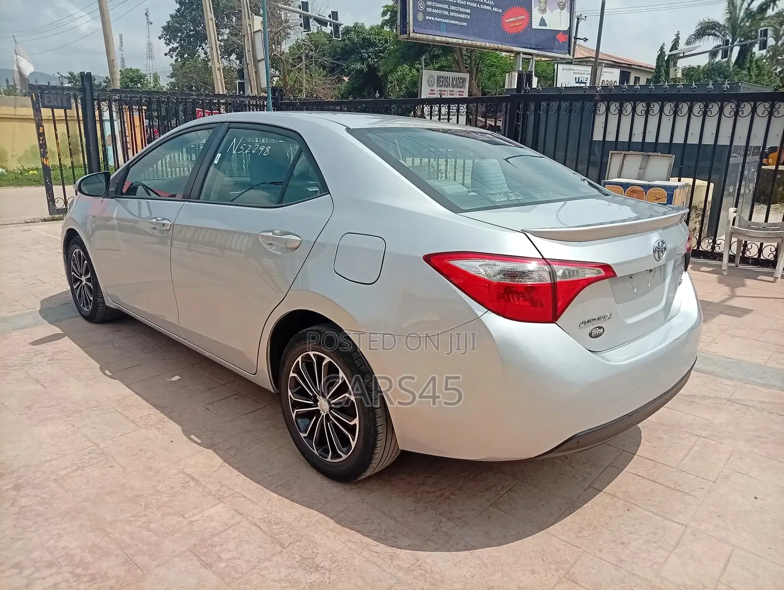 Toyota Corolla 2015 Silver