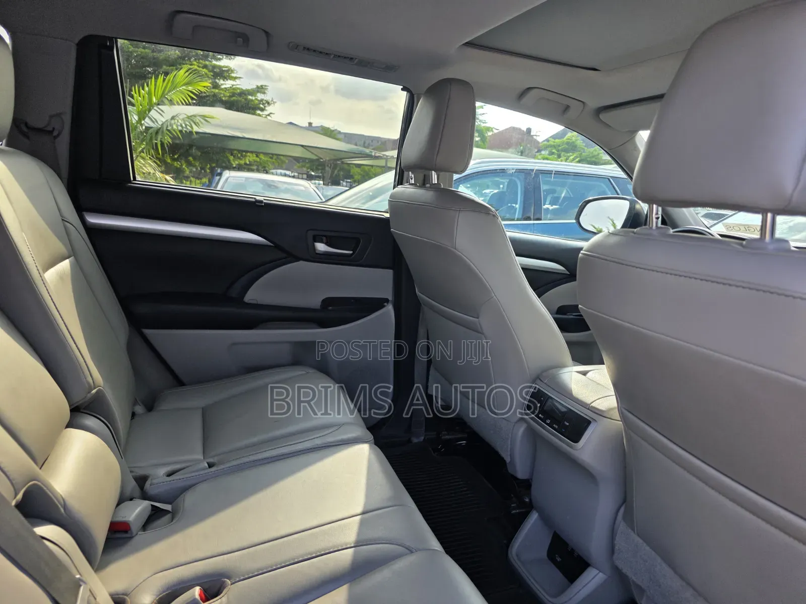 Toyota Highlander 2018 Blue