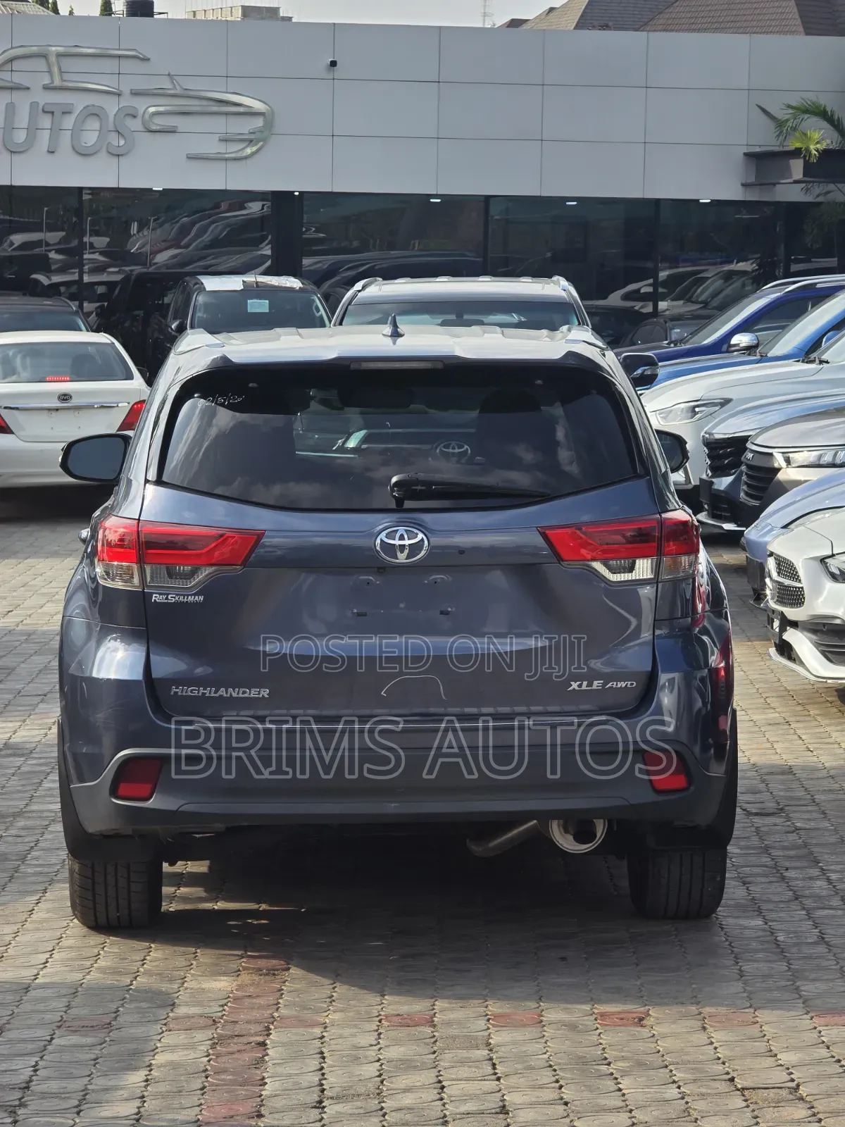 Toyota Highlander 2018 Blue