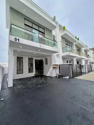 4bdrm Duplex in Ikota Lagos for sale